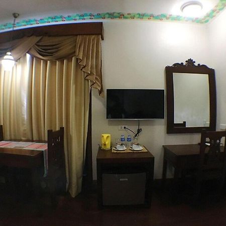 Nscc Hotel Vigan Esterno foto