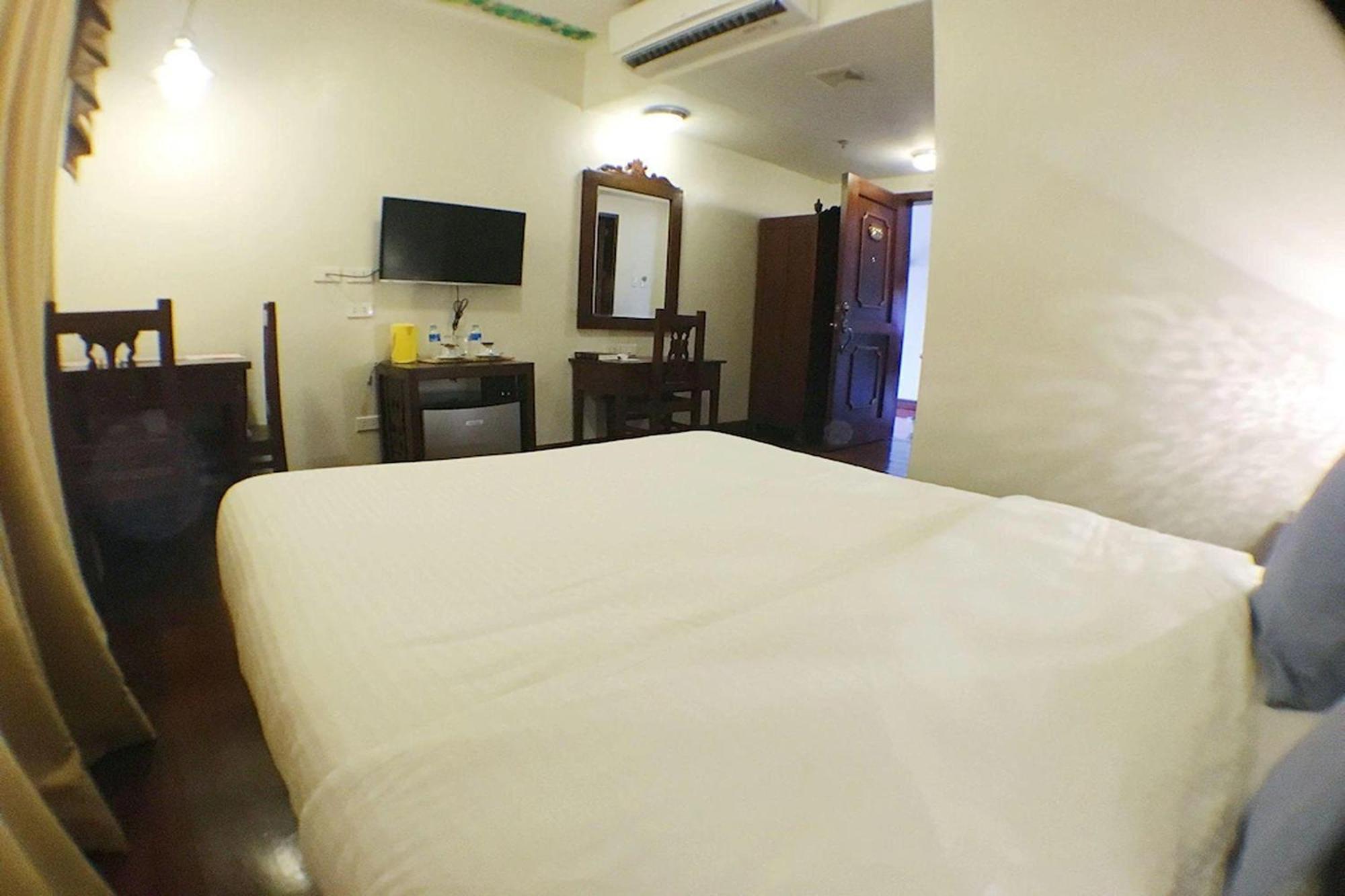 Nscc Hotel Vigan Esterno foto