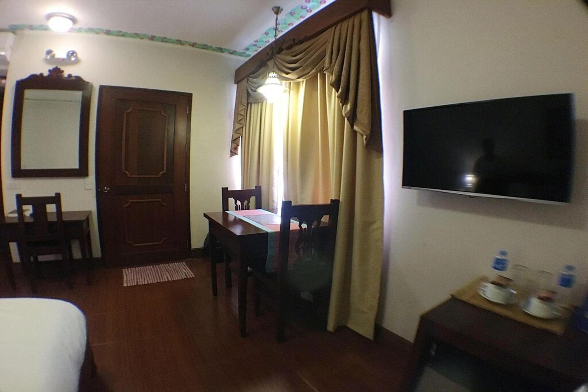 Nscc Hotel Vigan Esterno foto