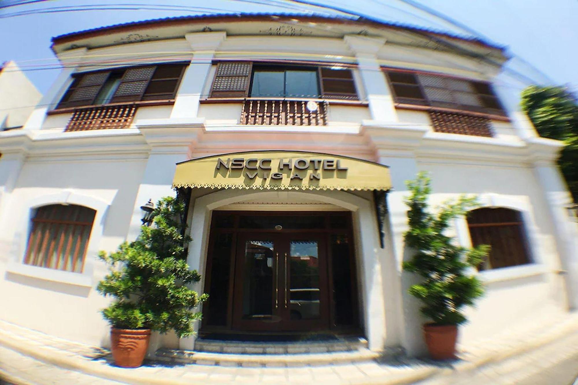 Nscc Hotel Vigan Esterno foto