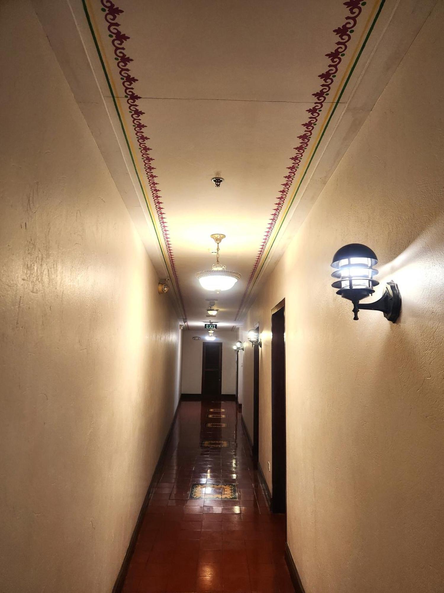 Nscc Hotel Vigan Esterno foto